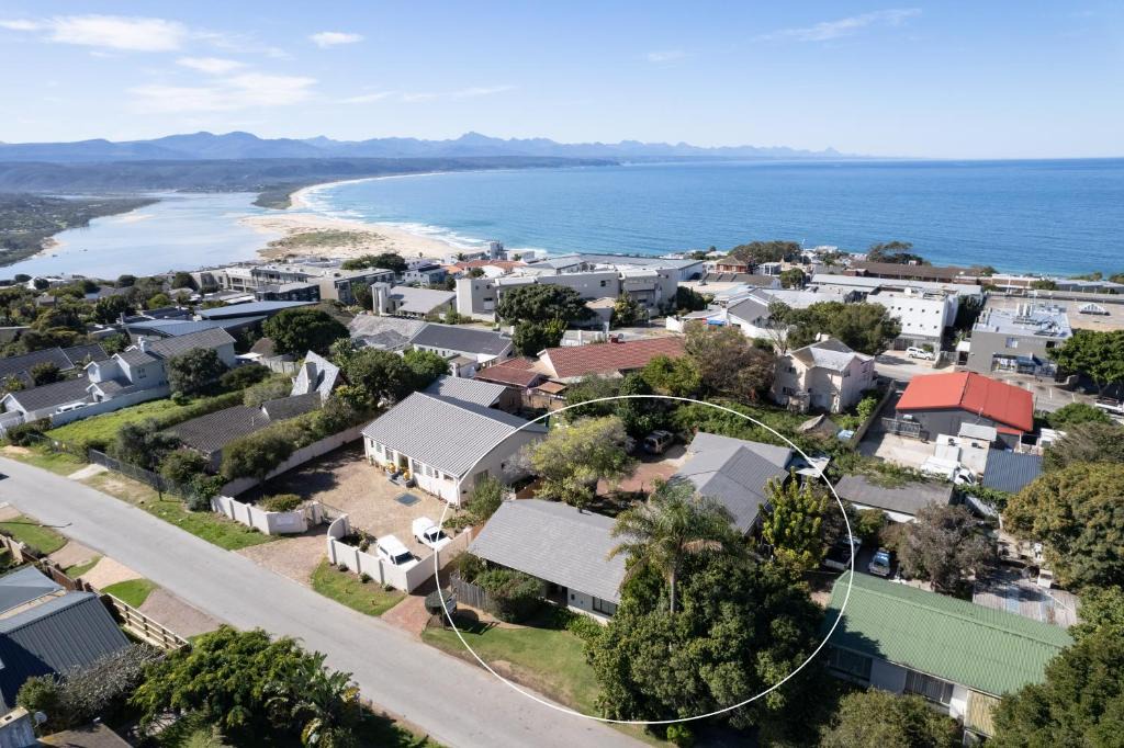 Plettenberg Bay Hostel | Nothando Backpackers Lodge