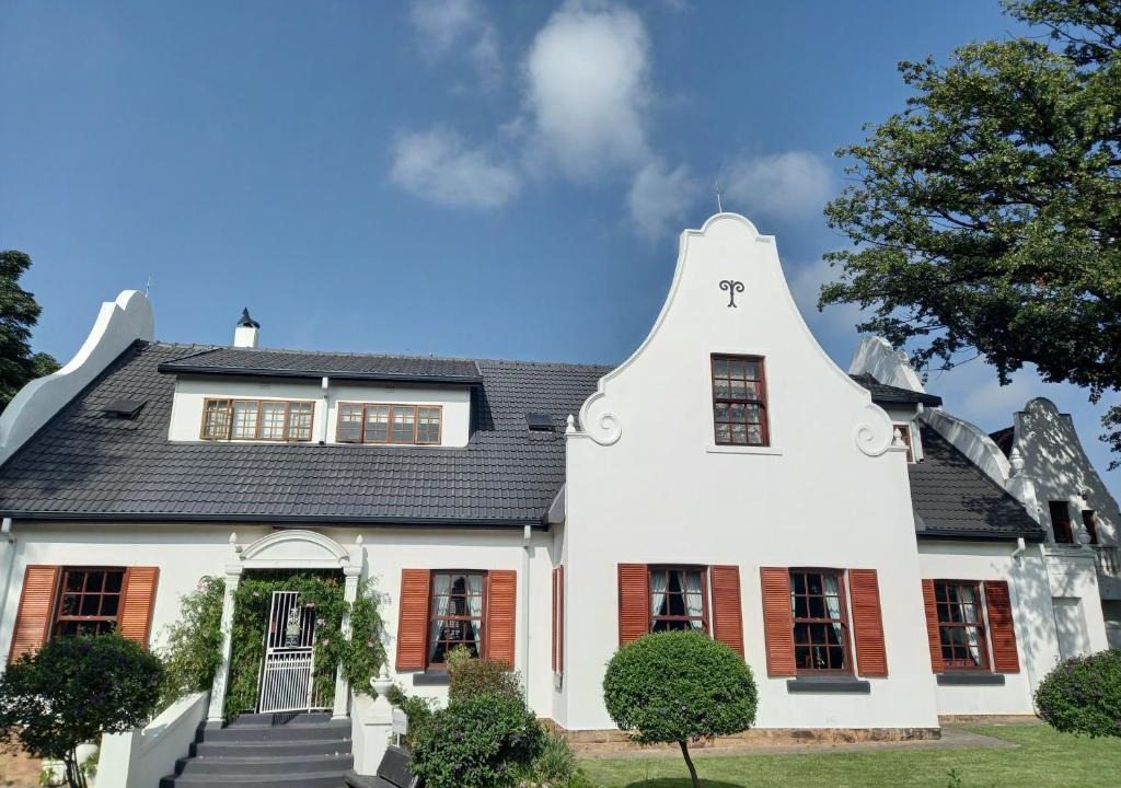 Heidelberg House | Oak View Manor