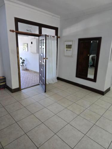 Kareeberg House | Oasiselfcatering guest house