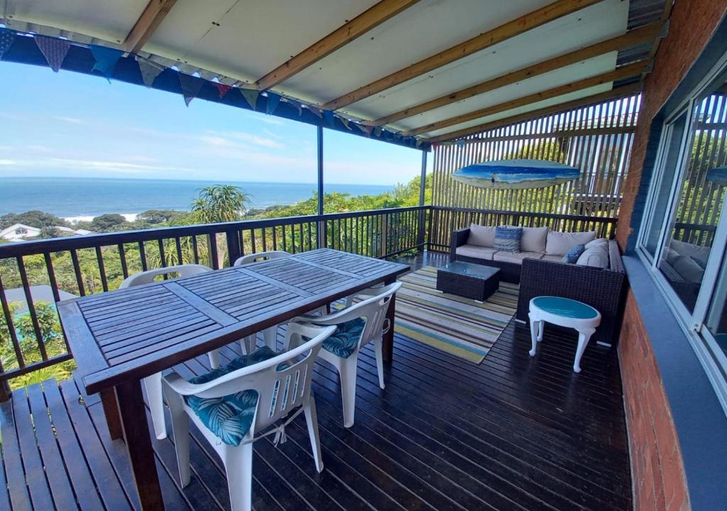Zinkwazi Beach Apartment | Ocean rush Seagull