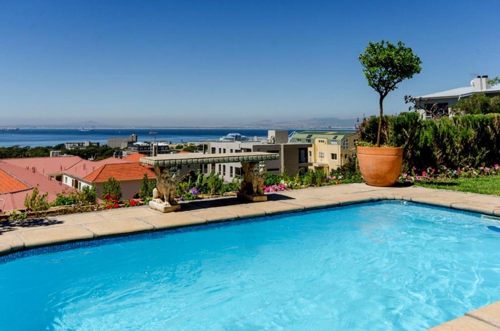Green Point House | Ocean View Gardens