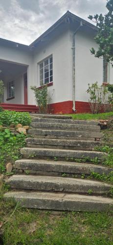 Kareedouw House | Old station house