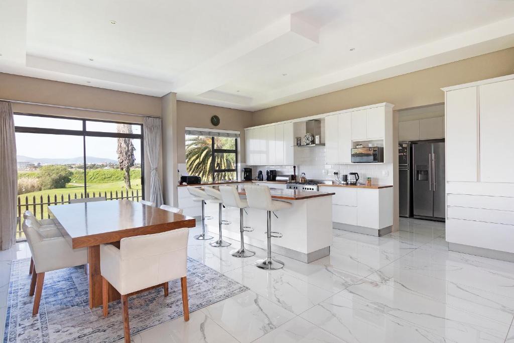 Sunset Beach Villa | On 8th Green Worthing Villa
