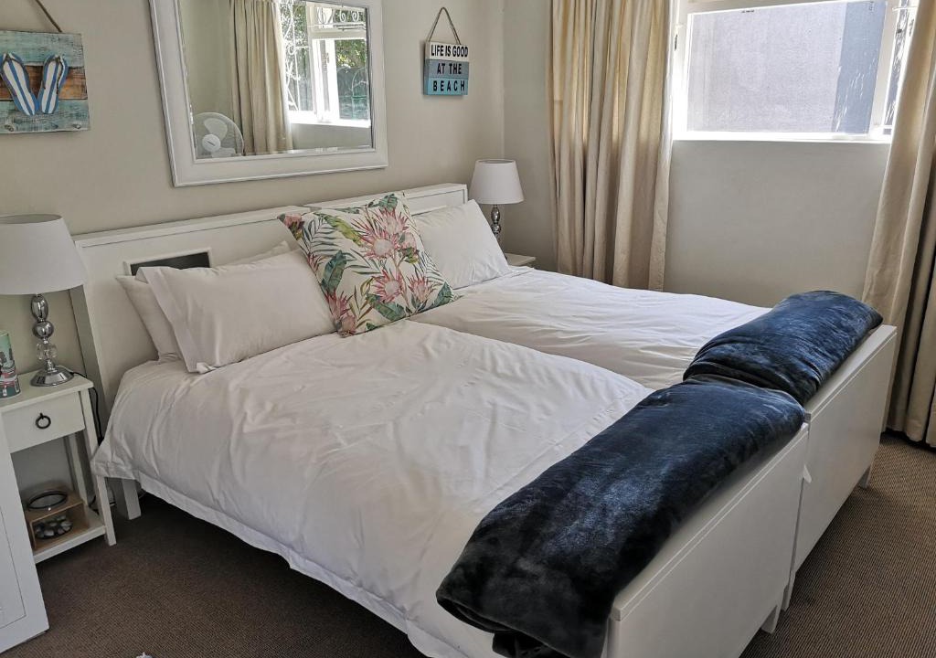 Eastcliff Apartment | On Cloud 9