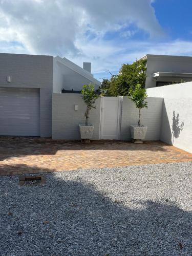 Eastcliff Apartment | On Musson