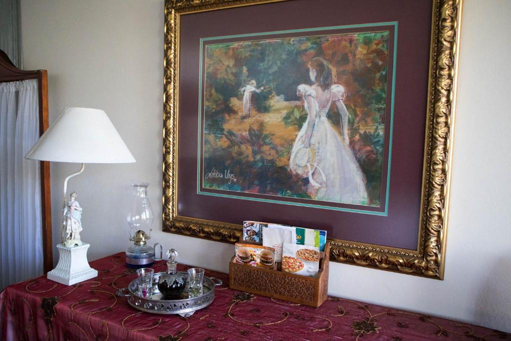 Beacon Bay Bed & Breakfast | On The Summit Lodge