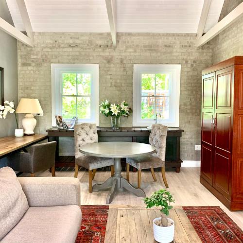 Somerset West House | One Oak Guest House