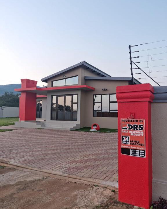 Makhado House | ONNIE GUESTHOUSE