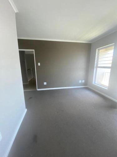Tembisa Villa | Ore Private property