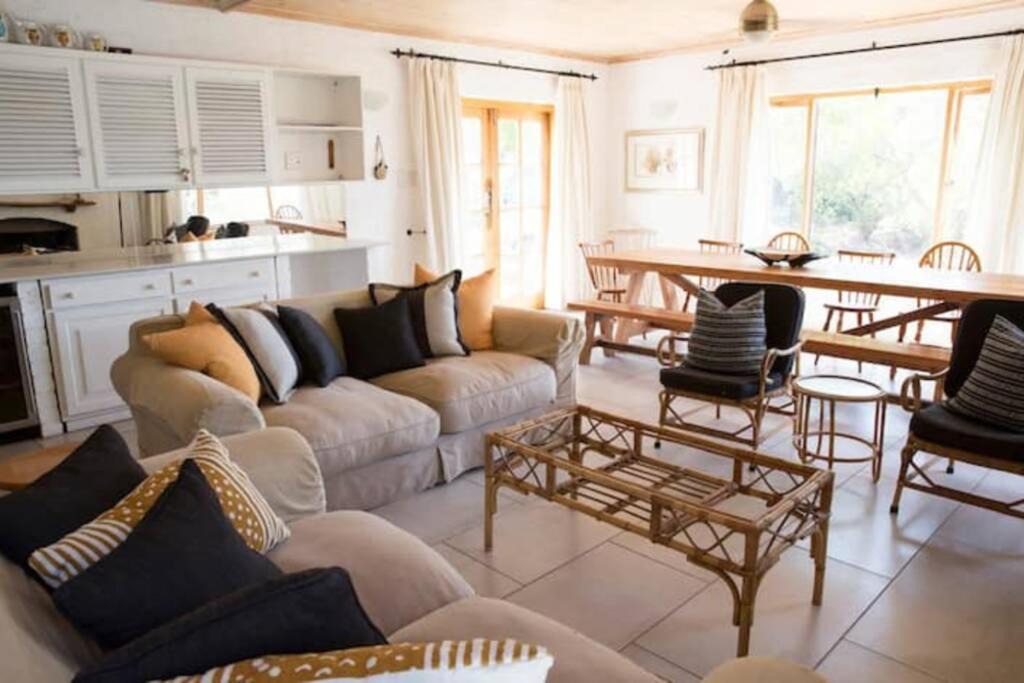 Malagas House | Ossies Kloof - Living The Breede