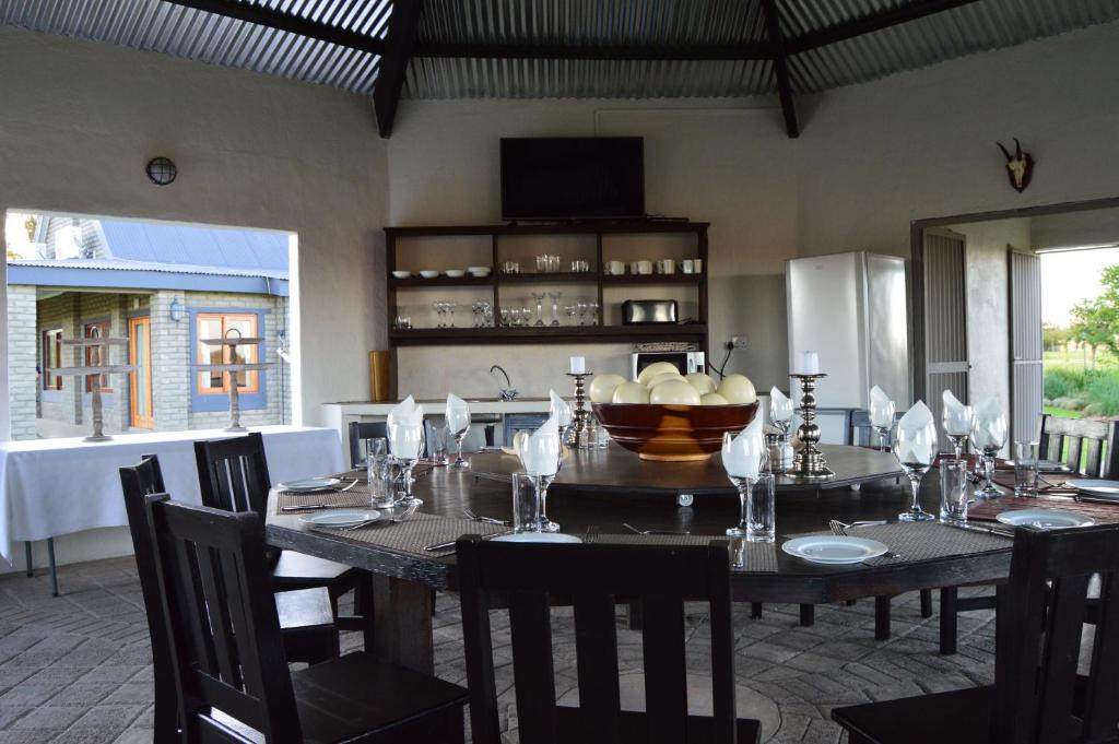 Philippolis Cabin | Otterskloof Game Reserve