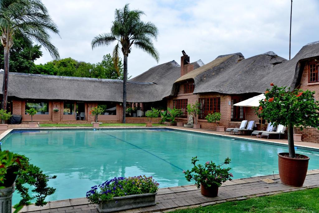 Centurion House | Owls Loft Guest House