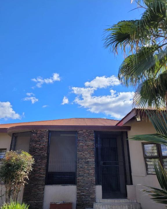 Zeerust House | Palm Guesthouse