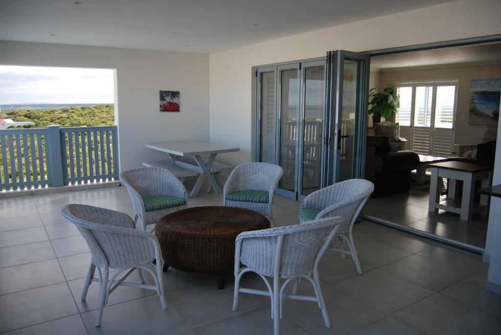 Paradise Beach House | PARADISE 25