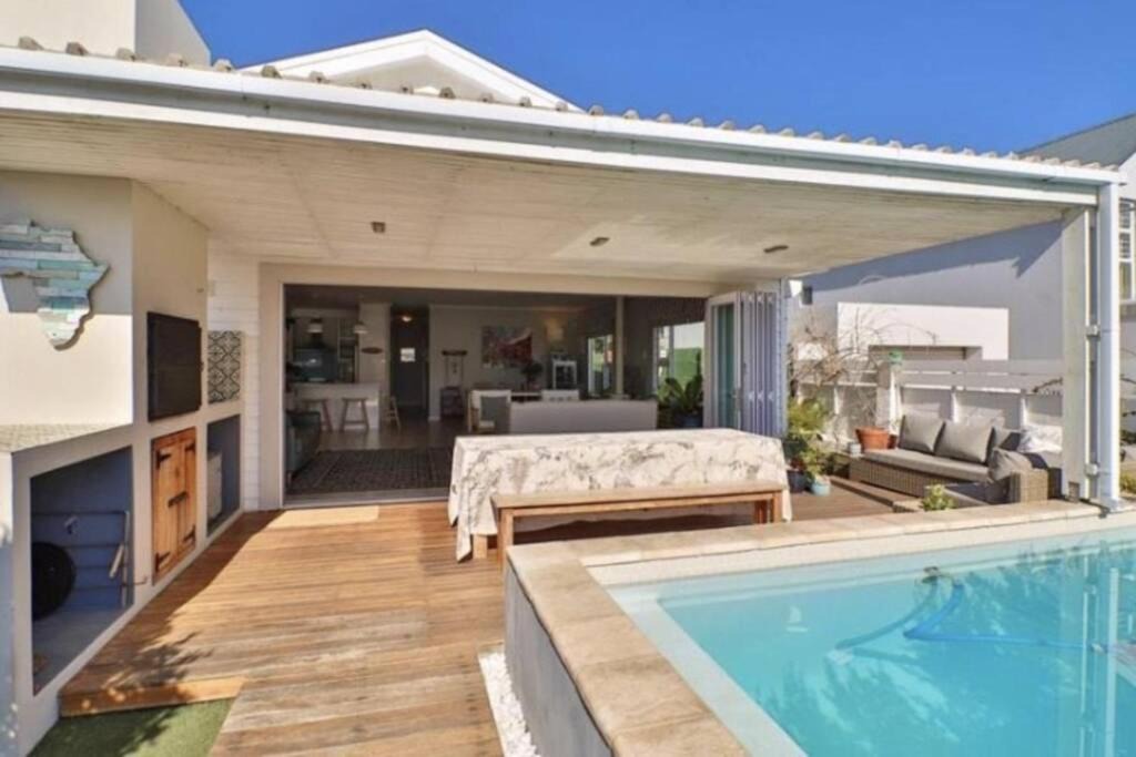 Kommetjie House | Paradise Beach House with Pool and Parking