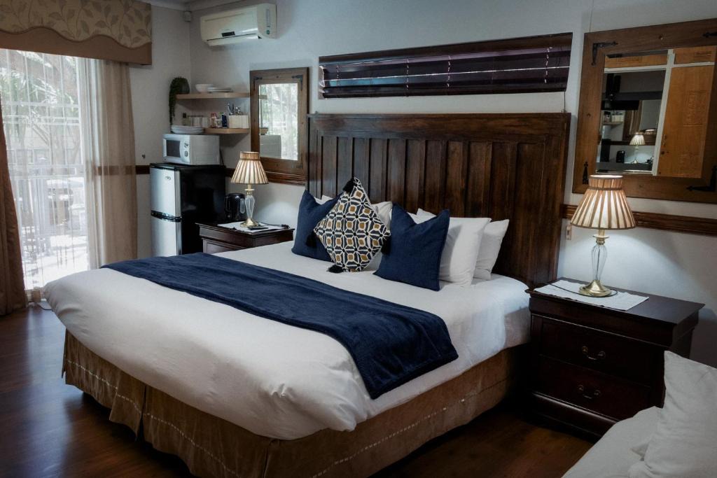 Langenhoven Park House | Park Living Guesthouse
