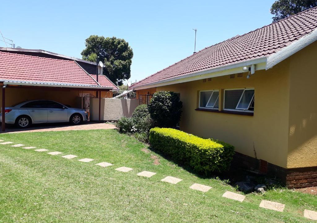 Windsor House | Peace & Lovely Bed and Breakfast