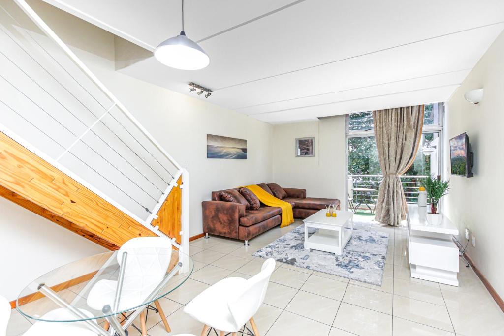 Sandown Apartment | Peaceful Getaway Apartment 2-Bedroom