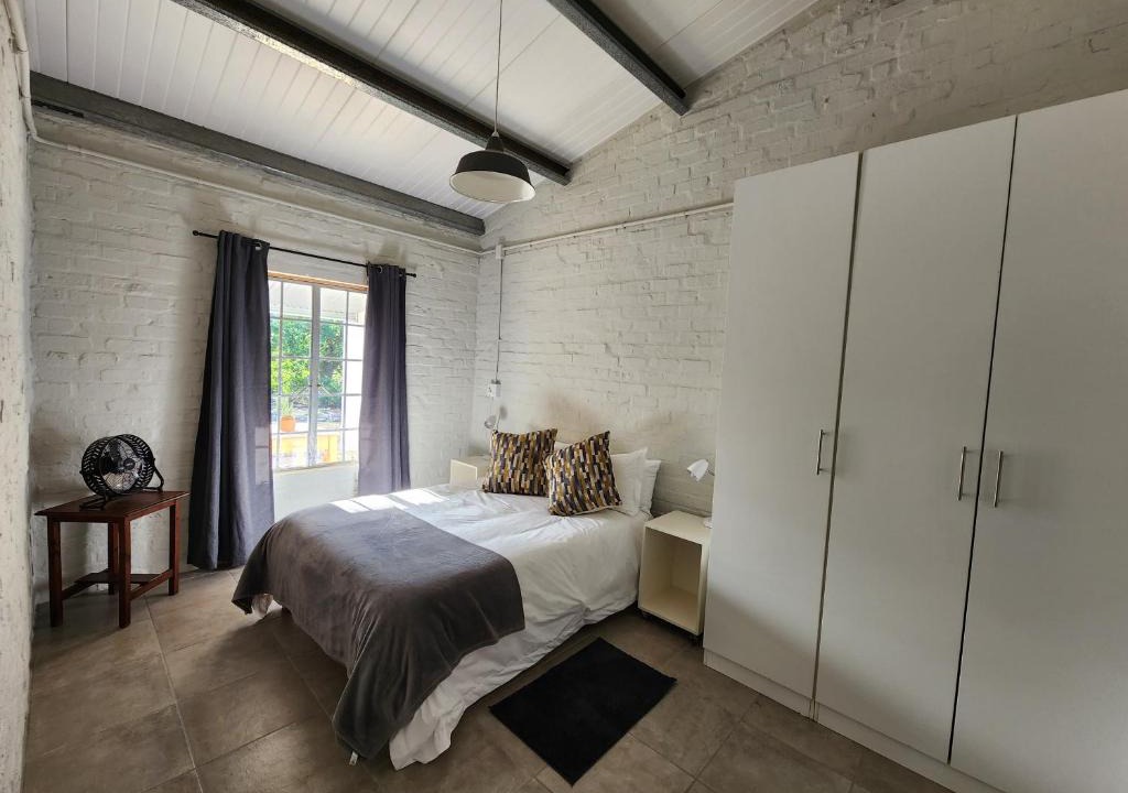 Tulbagh Apartment | Peacock Guesthouse