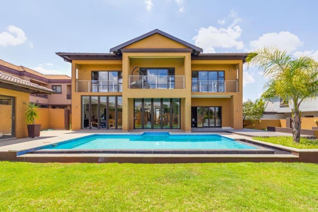 Centurion Villa | Pearl House