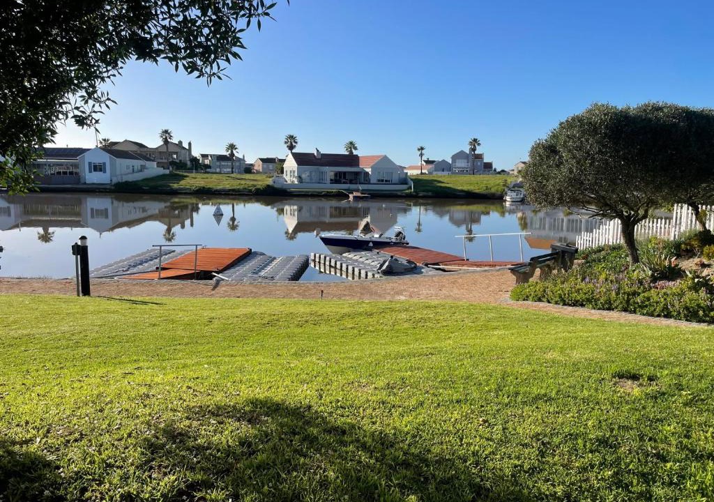 Port Owen Apartment | PelicanStay