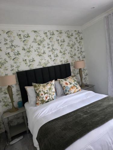Pennington House | Pennington Splendor Apartment