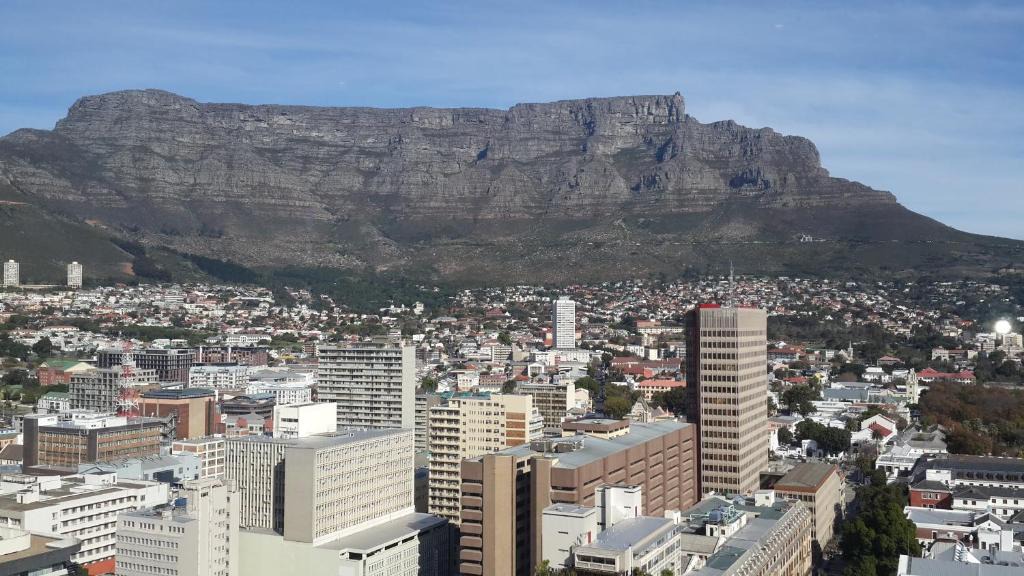 Cape Town City Centre Apartment | Penthouse Suite at Cartwrights Corner