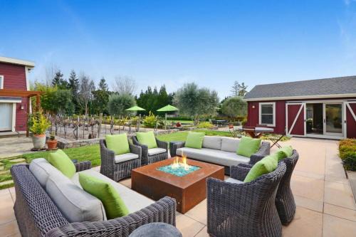 Sonoma House | Perfect Retreat location in Downtown Sonoma