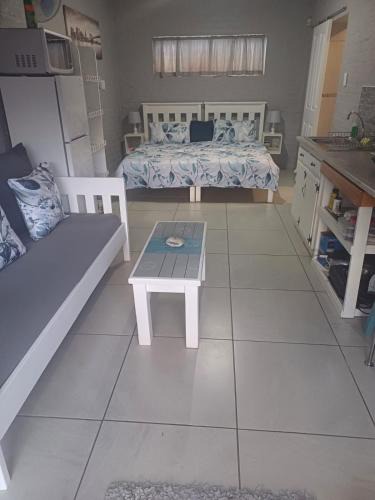 Struisbaai Apartment | Petite Selfcatering Accommodation Struisbaai SA