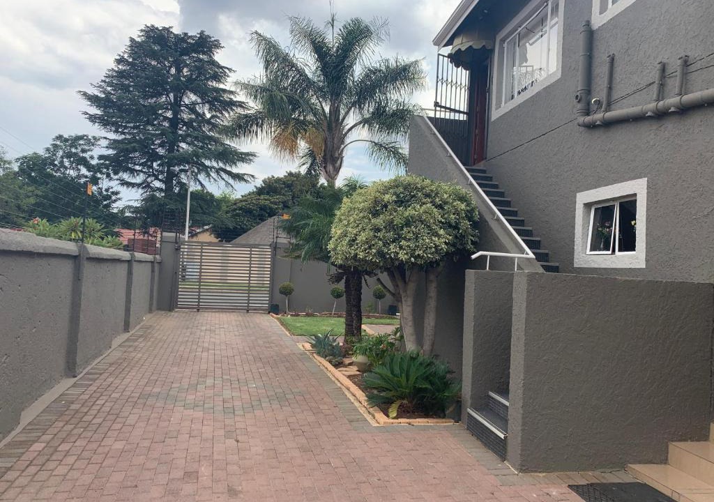 Alberton Apartment | Phantom view