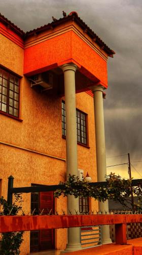 Trompsburg House | Phumelela Guesthouse