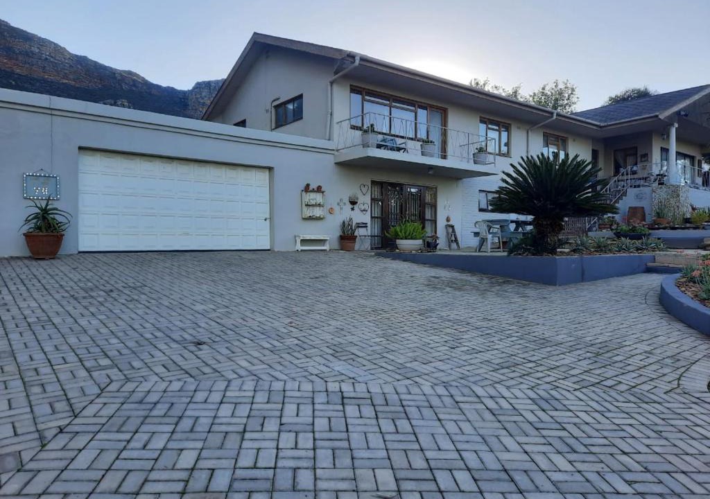 Bergrivier Apartment | Piketberg Home with a View