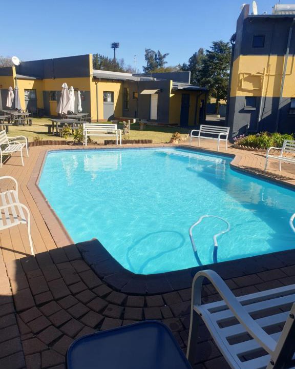 Germiston Apartment | Platinum Guest lodge Germiston