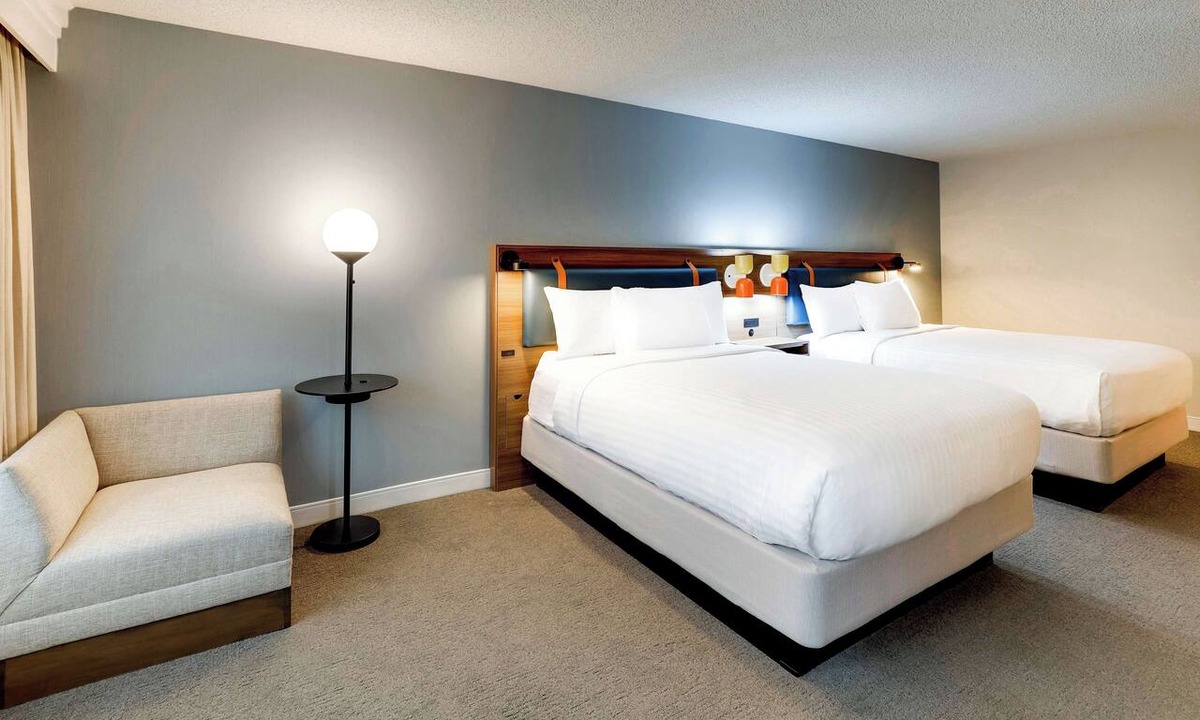 Oyster Point Hotel | Pleasant Stay, Convenient Location! 2 Convenient Units, Pets Allowed