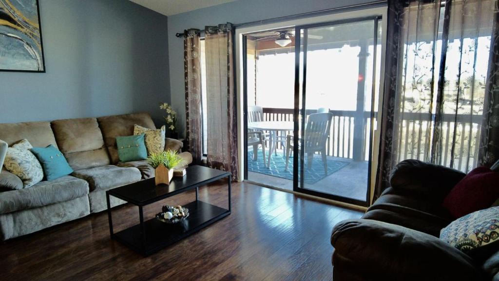 Table Rock House | Pointe Royale 41-12 by Dreams2Reality Vacations-Includes FREE Attraction Tickets Daily!