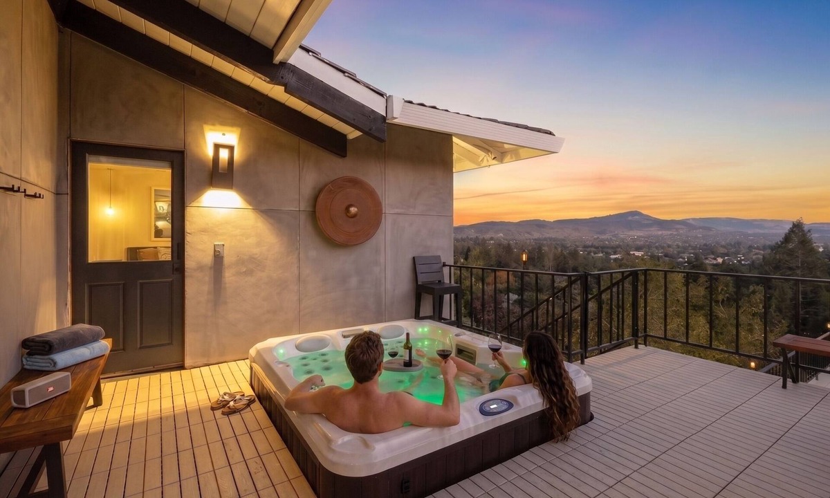 Santa Rosa House | Pool-Hot Tub-Sauna-EVCharger | Wine Country Vistas