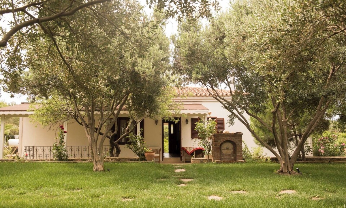 Bozcaada Hotel | Poyraz Bağ Evleri