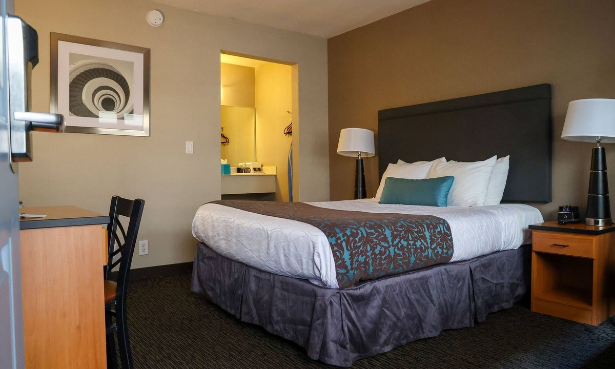 South of Market Hotel | Premium Queen Room in Motel in SOMA, Free Parking,Breakfast,15 Min to Moscone