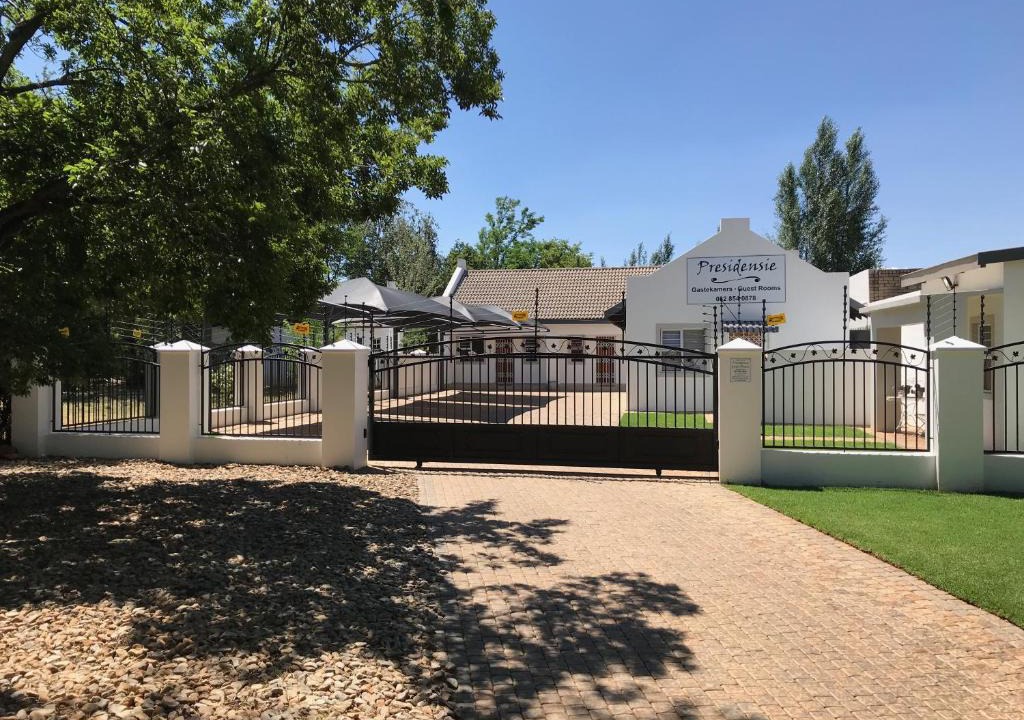 Potchefstroom House | Presidensie Guest Rooms
