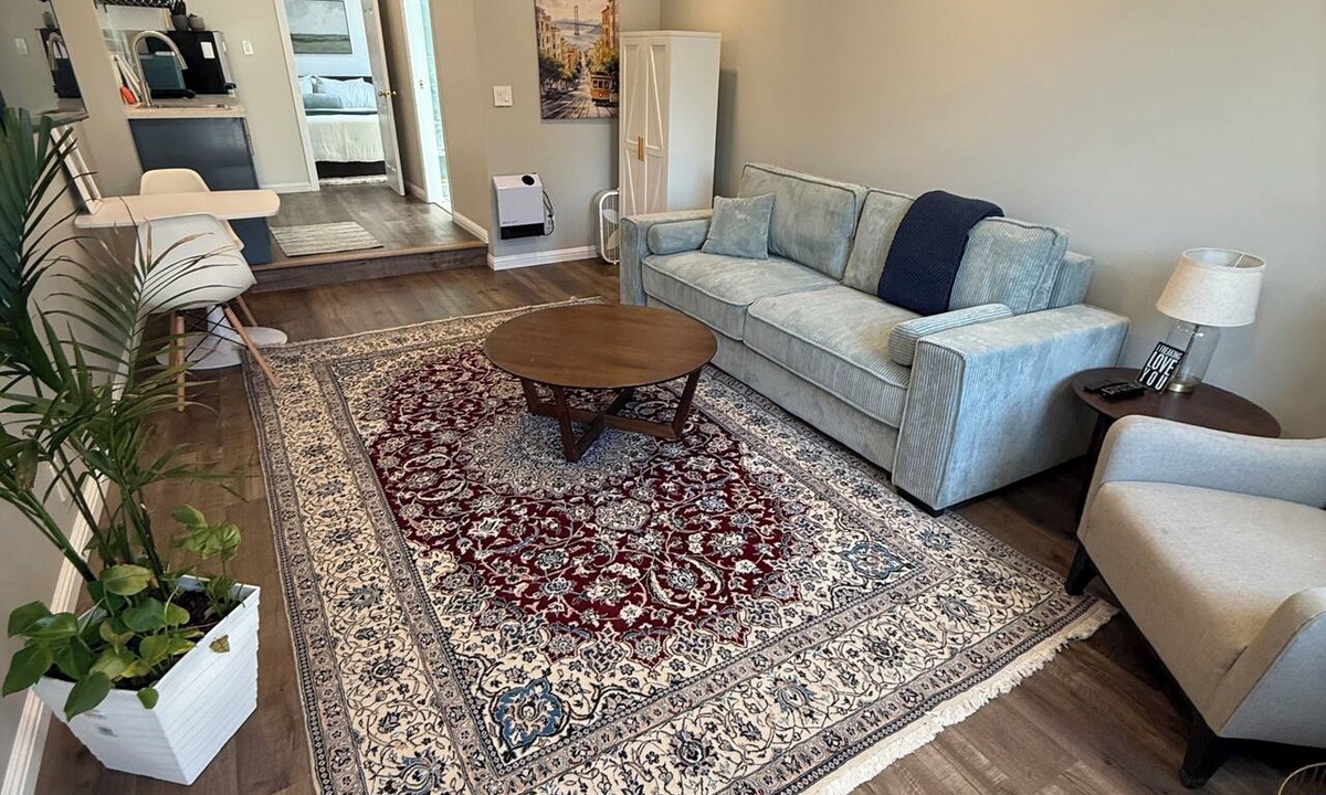 North and East Cottage | Private Detached 1BR Guest House Near Berkeley, San Francisco and Napa