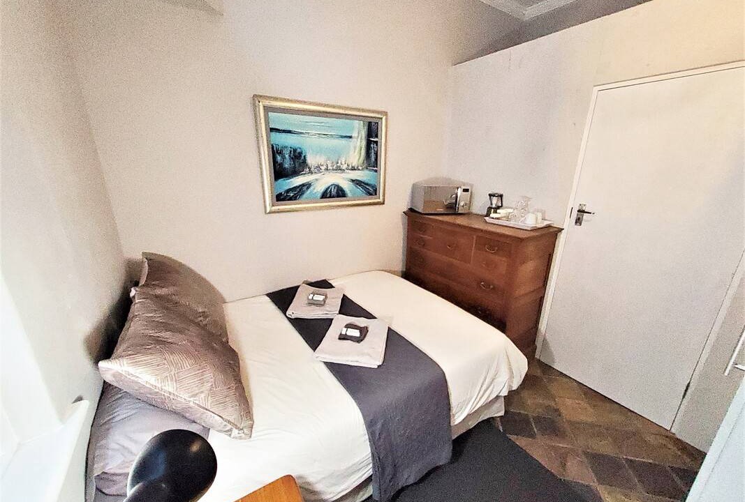 Sea Point Resort | Private room ∙ 1 guest