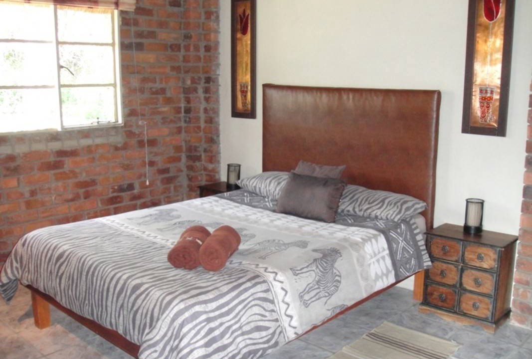 Vaalwater Resort | Private room ∙ 4 guests