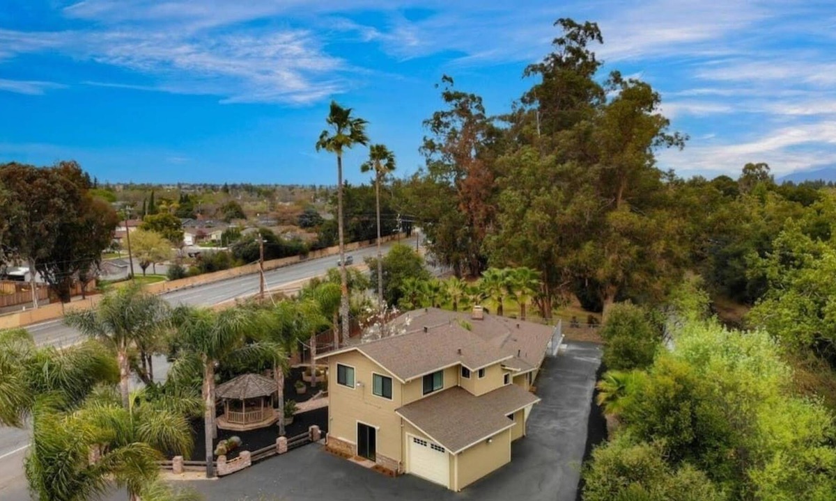 South San Jose House | Private Spacious 2 houses 5bd/4ba, lots of parking