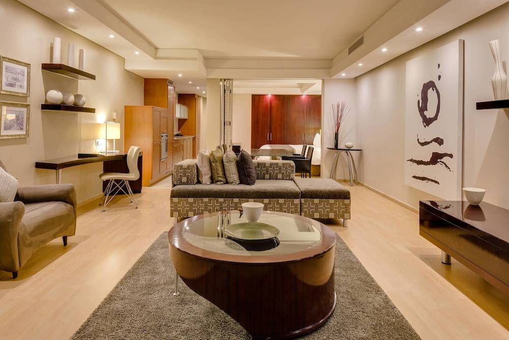 Cape Town City Centre Hotel | Protea Hotel by Marriott Cape Town North Wharf