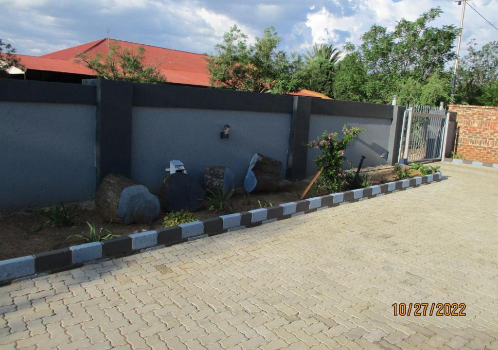 Klerksdorp House | PS GOOD TIME GUEST HOUSE Contractor Group Accommodation Klerksdorp