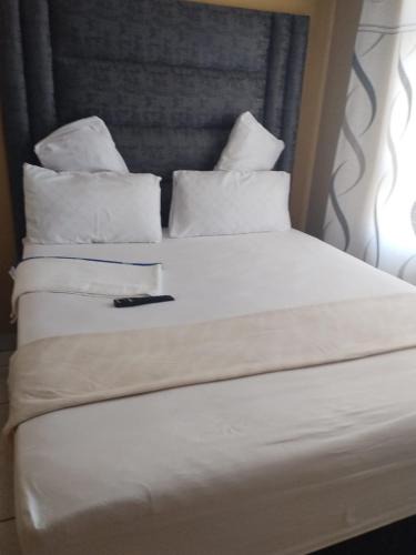 Pretoria House | Queen Guest House