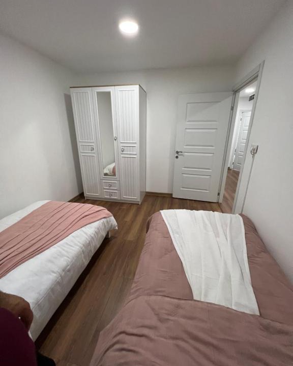 Basaksehir Apartment | Quite and nice Villa floor