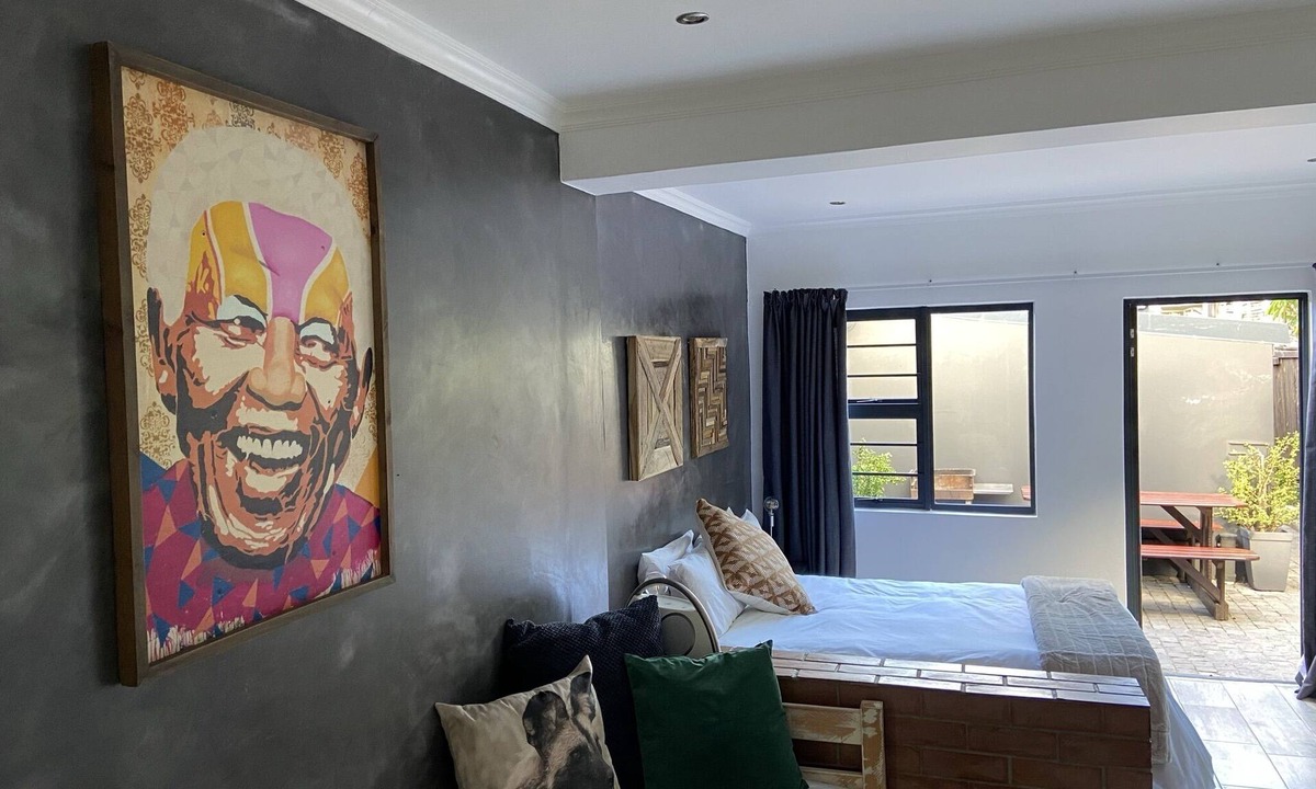 Walmer Apartment | RElaxed City Living
