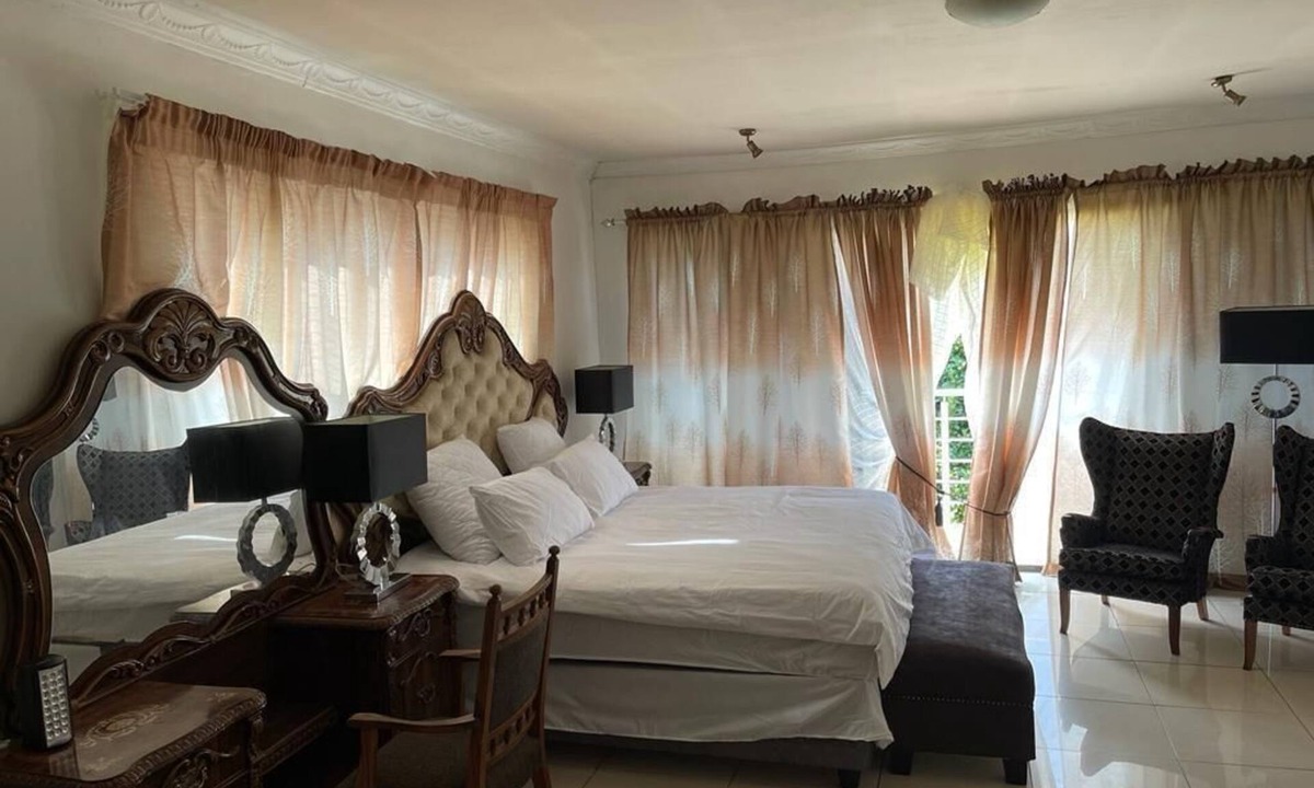 Nigel House | Remarkable 5-Bed House in Springs & Nigel