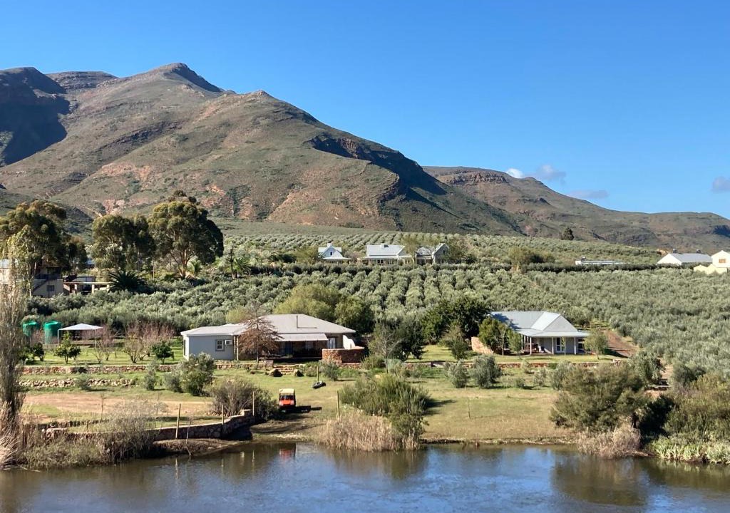 Robertson House | Riverbend Farm
